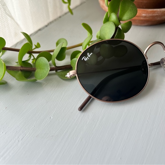 Ray-Ban Oval Polished Rose Gold Metal, Gray Lenses RB3594; brand new out of box - Picture 3 of 8